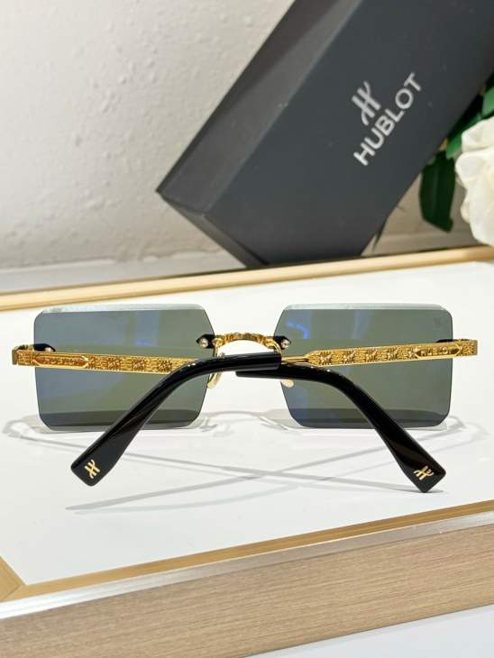Picture of Hublot Sunglasses _SKUfw69698981fw